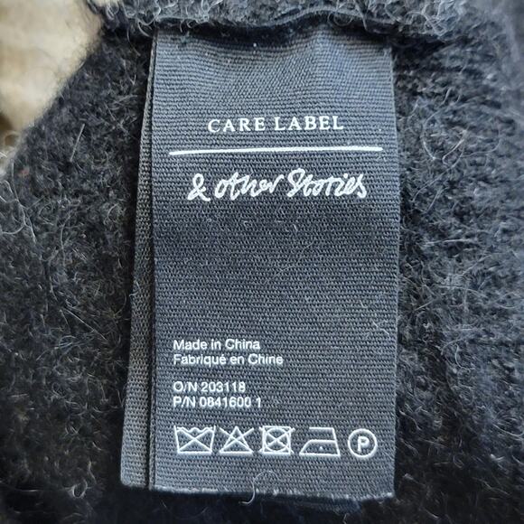 And Other Stories Yin Yang Colorblock Alpaca Wool Crew Neck Sweater Size XS - Picture 14 of 16